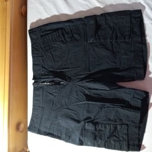 Apt 9 Men's shorts,  size 38